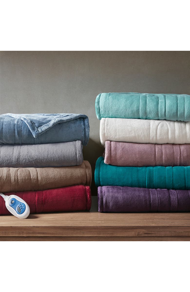 BEAUTYREST Heated Oversized Throw Blanket, Alternate, color, Sapphire Blue