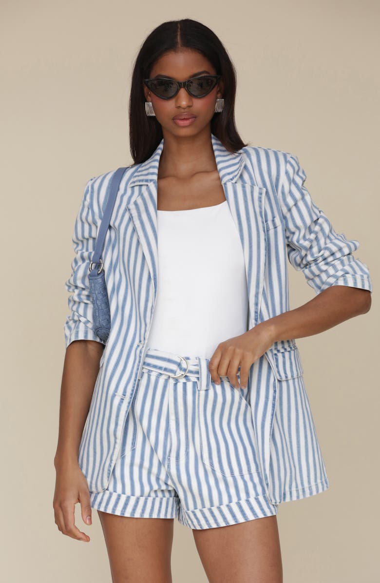 Avec Les Filles Stripe Belted Cuffed Cotton Blend Shorts, Alternate, color, Blue/White Stripe