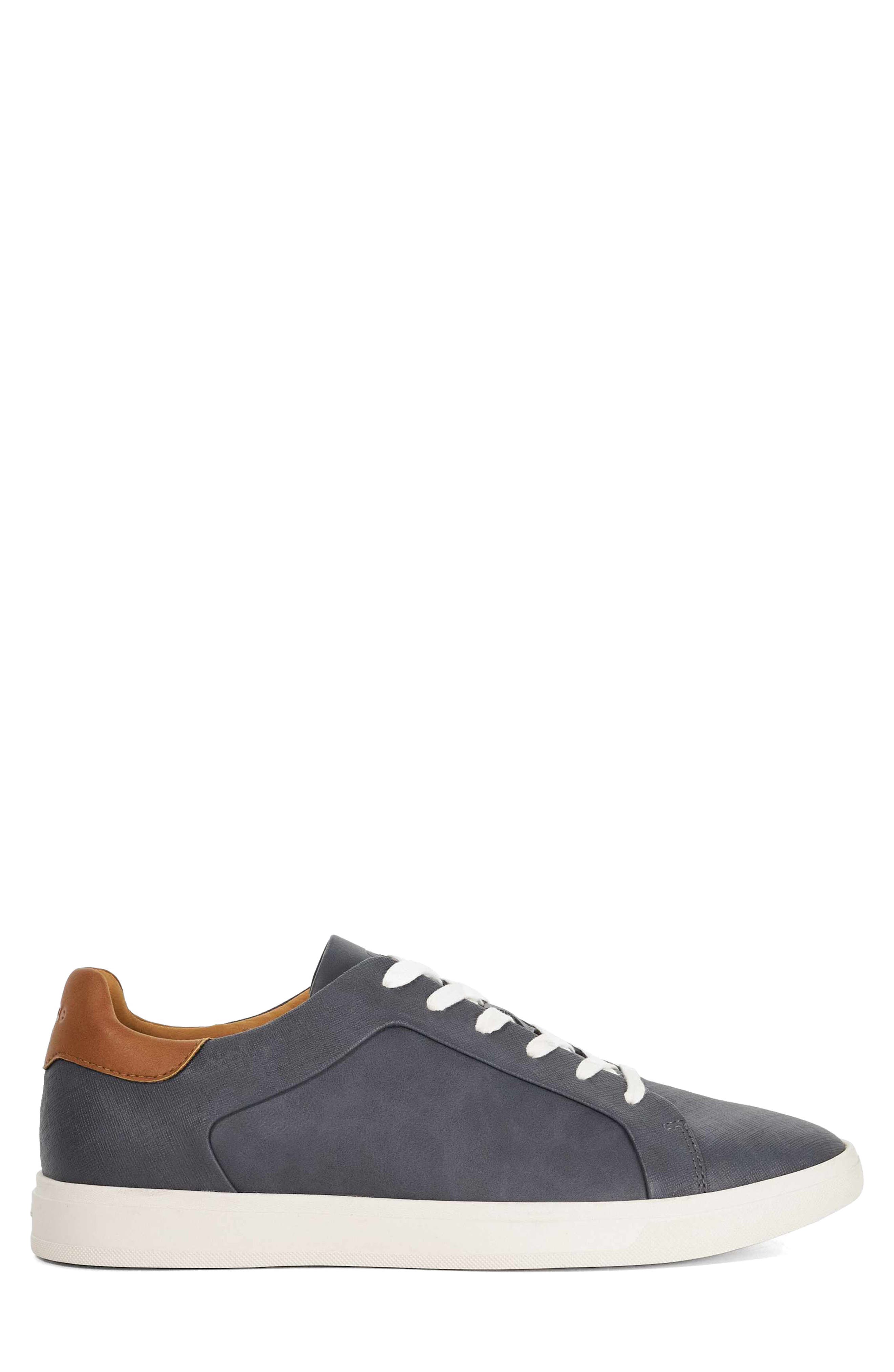 Traces Low Top Sneaker, Alternate, color, NAVY