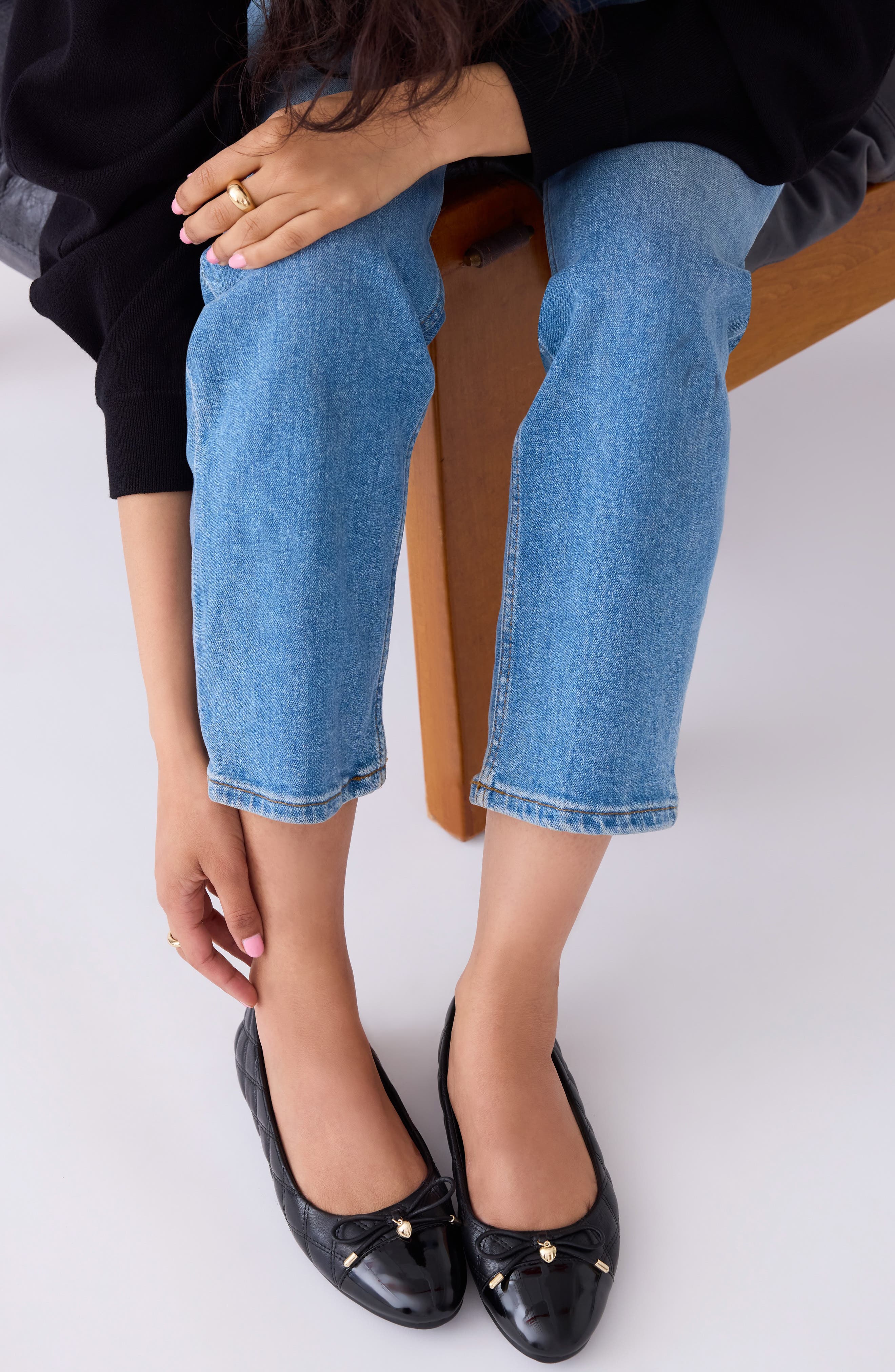 Anne Klein Luci Cap Toe Ballet Flat, Alternate, color, Black