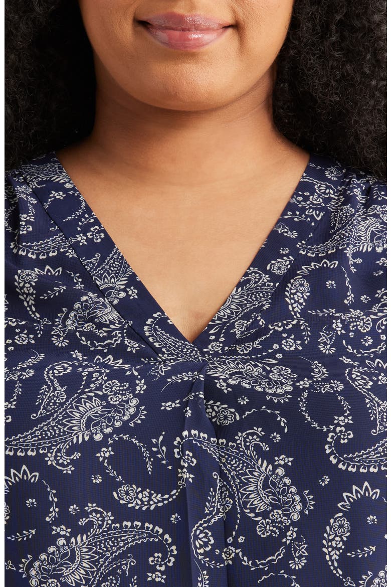 Kelly Paisley Top, Alternate, color, PACIFIC NAVY/ JONES WHITE