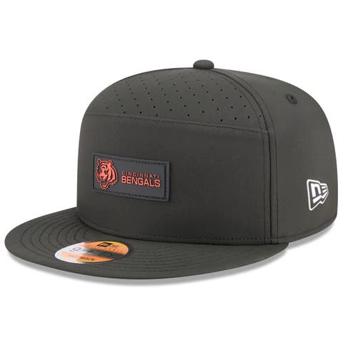 Men's New Era Black Cincinnati Bengals 2025 Sideline  Split Panel 9FIFTY Snapback Hat
