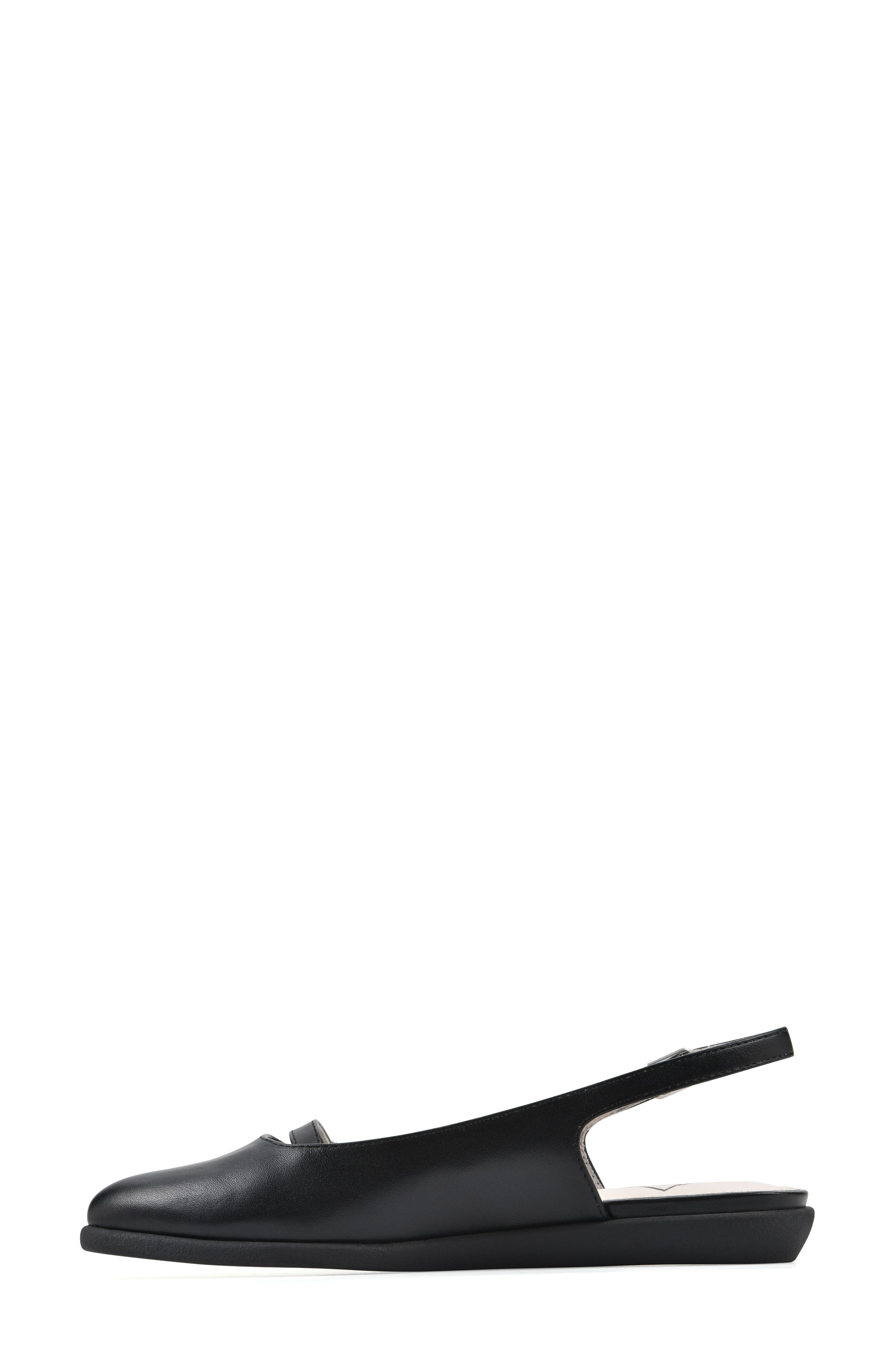 CLIFFS BY WHITE MOUNTAIN Milona Slingback Flat, Alternate, color, Black/ Smooth