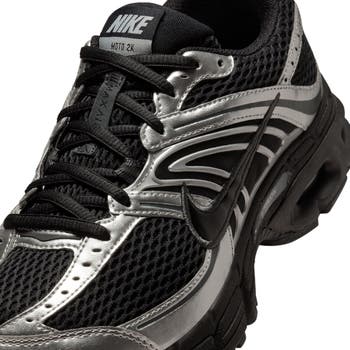 Air Max Moto 2K Sneaker