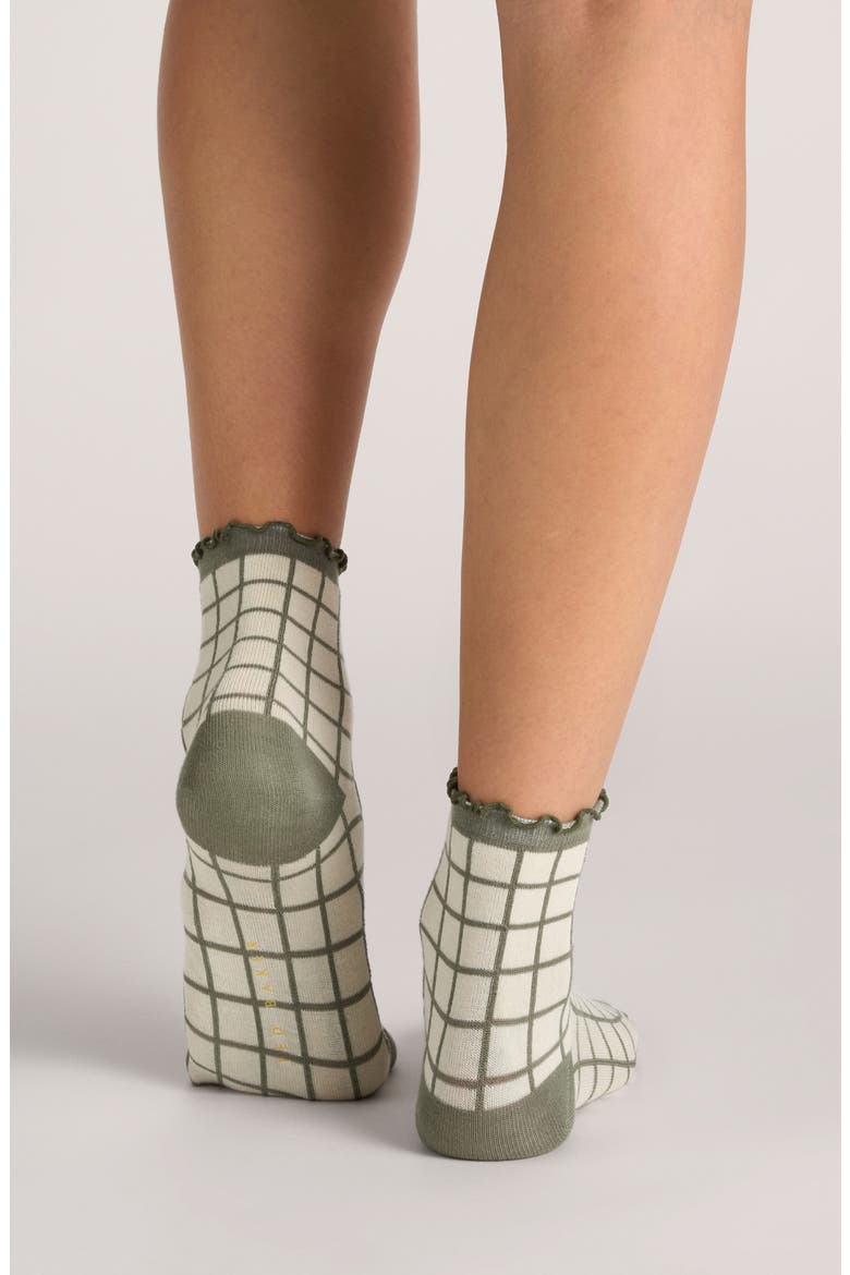 Assorted 3-Pack Ruffle Trim Crew Socks, Alternate, color, DARK GREEN