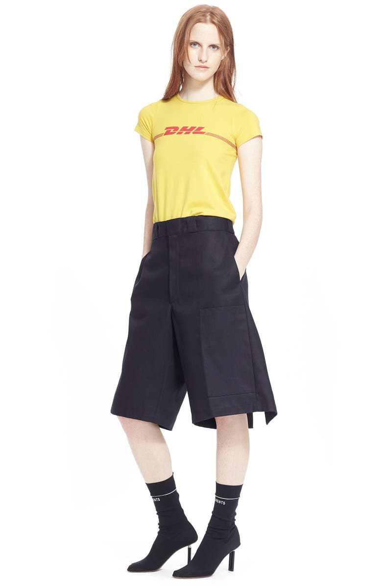 VETEMENTS 'DHL' Graphic Print Long Tee, Alternate, color, 