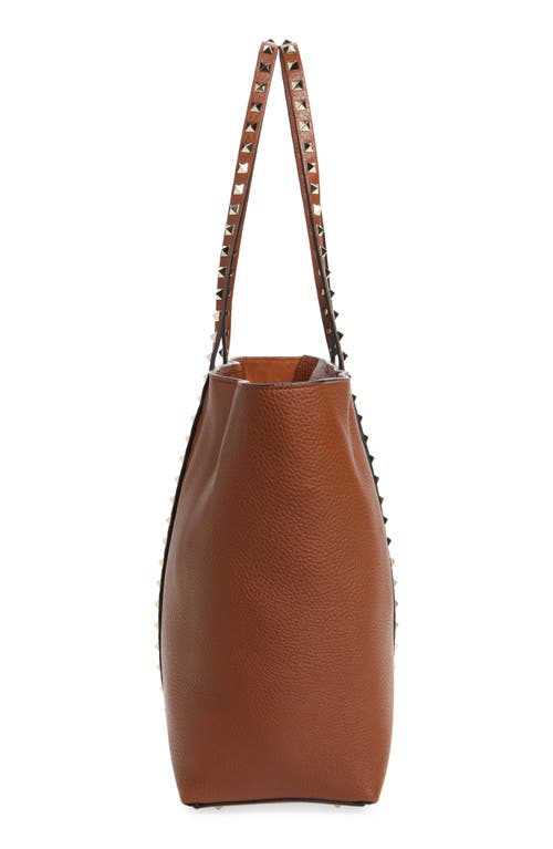 Valentino Garavani Medium Rockstud Leather Tote In Saddle