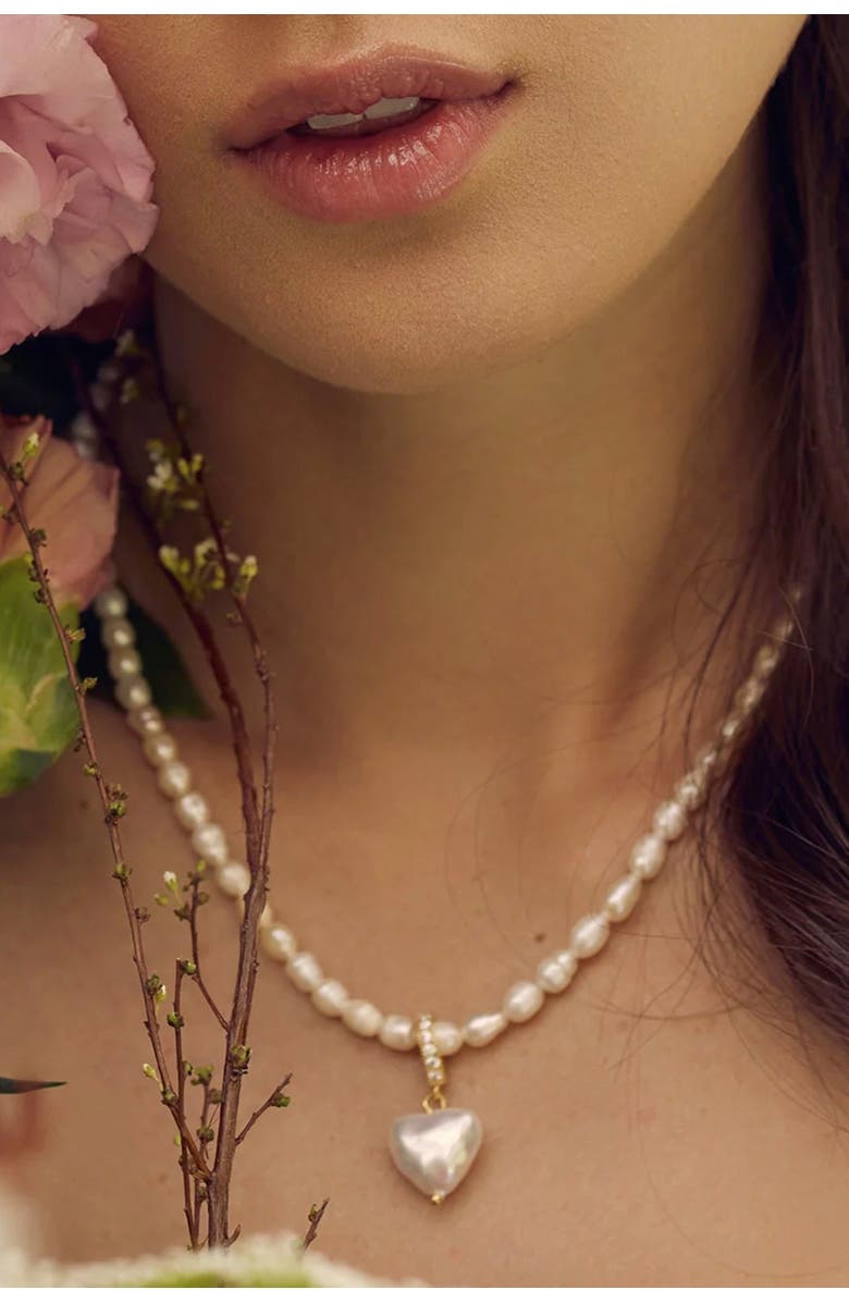 Bearfruit Jewelry Hope Cultured Pearl Necklace with Heart Shaped Charm Pendant, Alternate, color, 