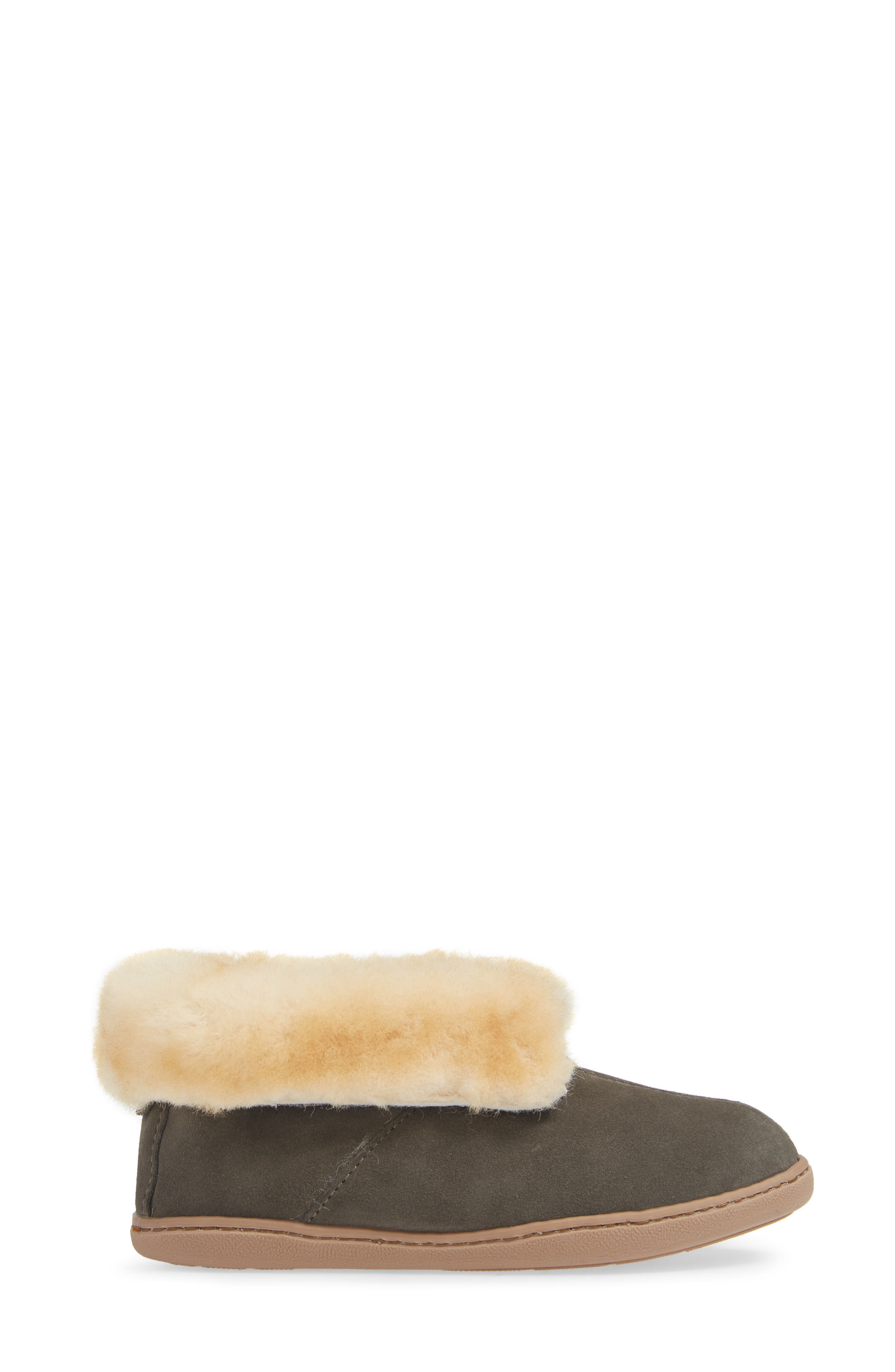 Minnetonka Sheepskin Slipper Bootie, Alternate, color, Grey Suede
