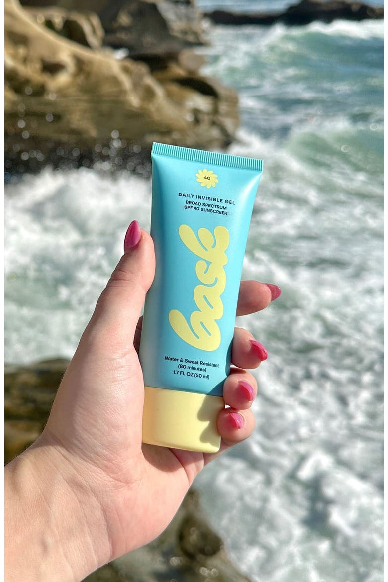 Daily Invisible Gel SPF 40 Broad Spectrum Sunscreen, Alternate, color, NO COLOR
