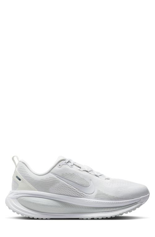 Nike Vomero 18 Running Shoe In White