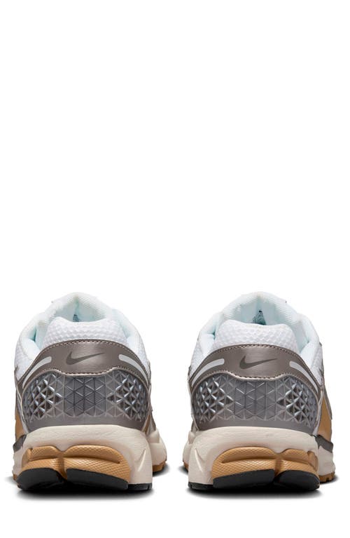 Nike Zoom Vomero 5 Sneaker