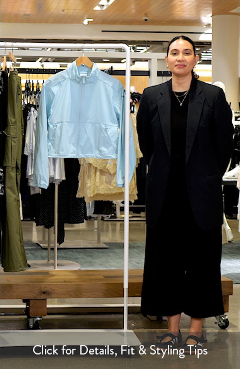 AmazeStretch<sup>™</sup> Jacket, sales video thumbnail
