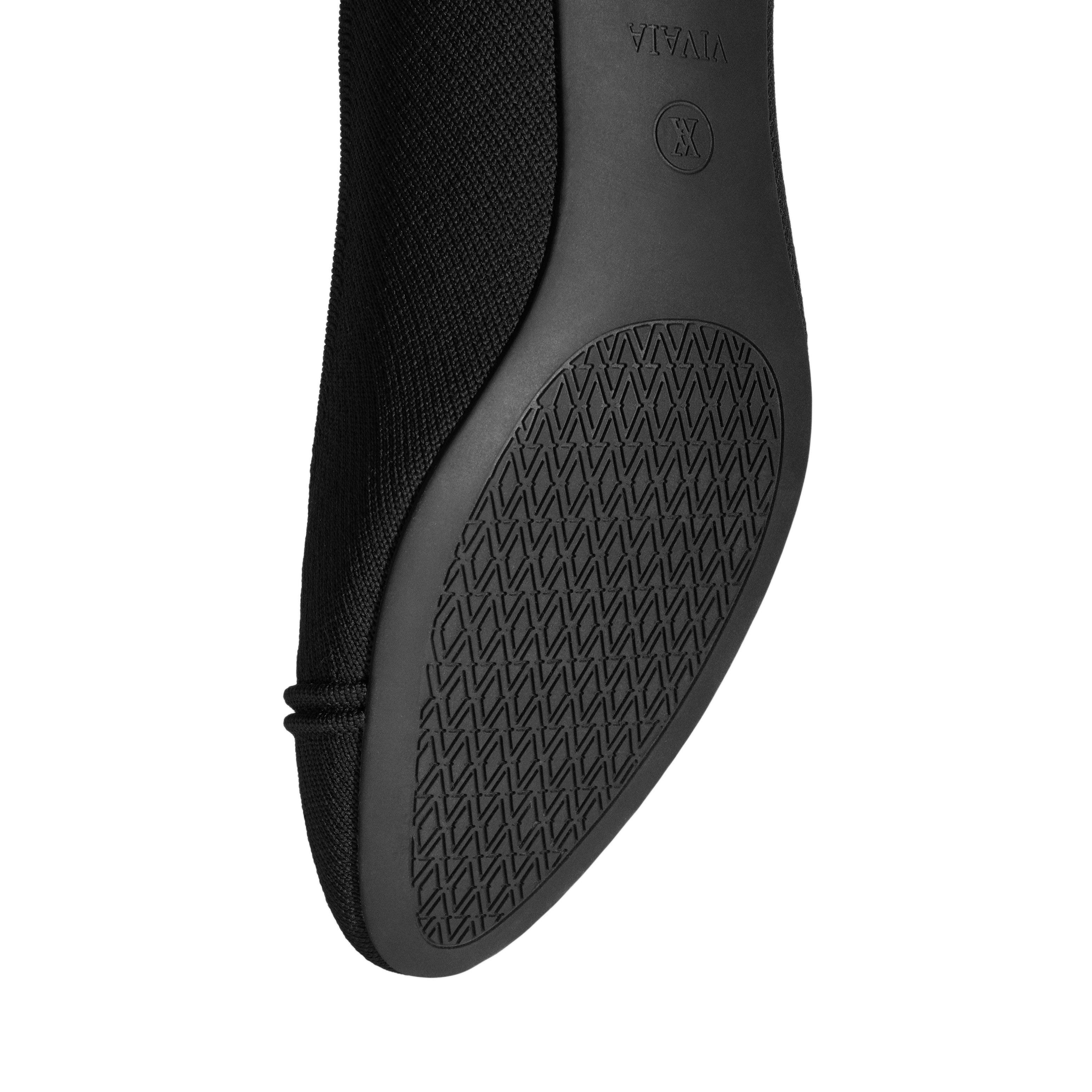 VIVAIA Almond-Toe Chunky Heels, Alternate, color, Black