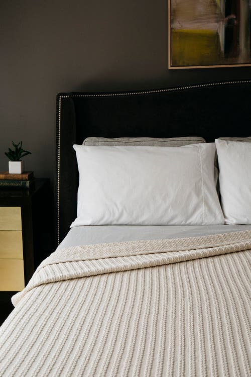 Evangeline Cable Knit Blankets