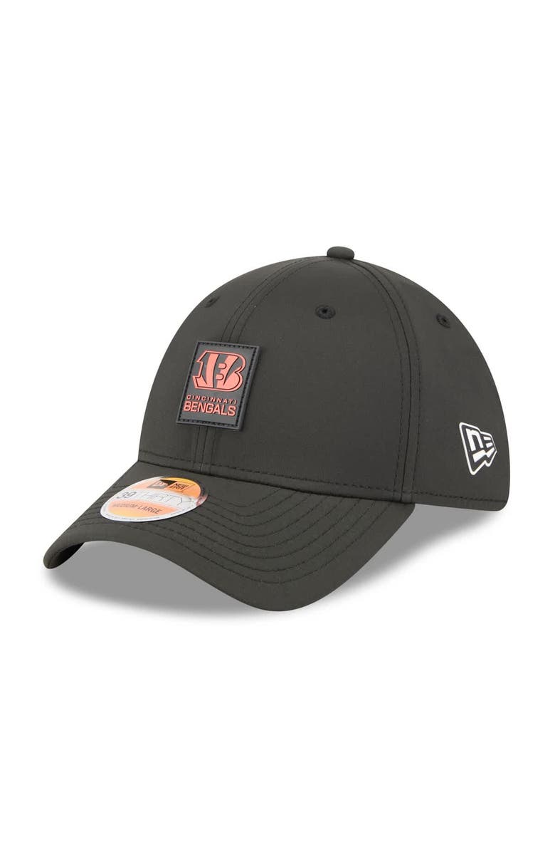 New Era Men's New Era Black Cincinnati Bengals 2025 Sideline 39THIRTY Flex Hat, Alternate, color, Black