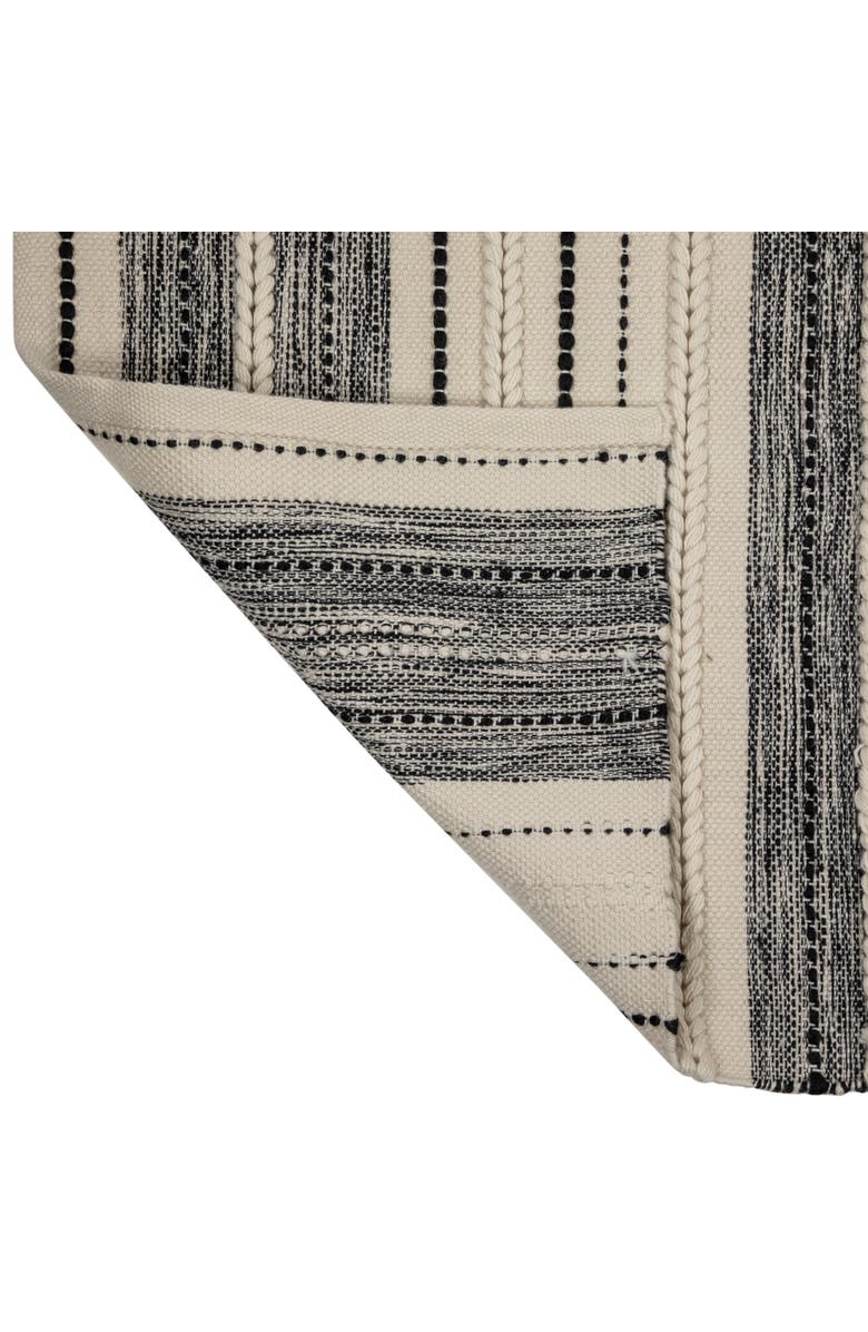 Northlight 3.5' x 2.25' Cream and Black Twisted Textured Handloom Woven Outdoor Throw Rug, Alternate, color, Blue