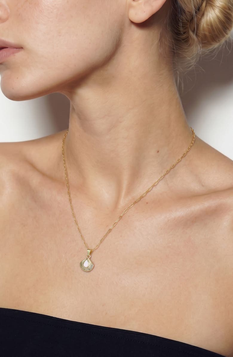 st. Moran Mother-of-Pearl Shell Pendant Necklace, Alternate, color, Gold/ White