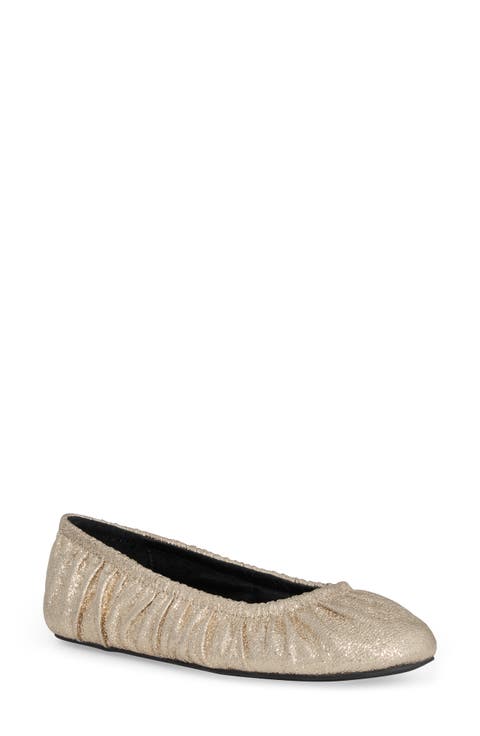 Ruched Ballet Flat (Women)