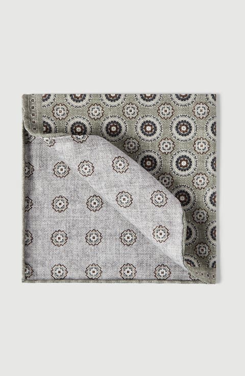 Silk pocket square with medallion design