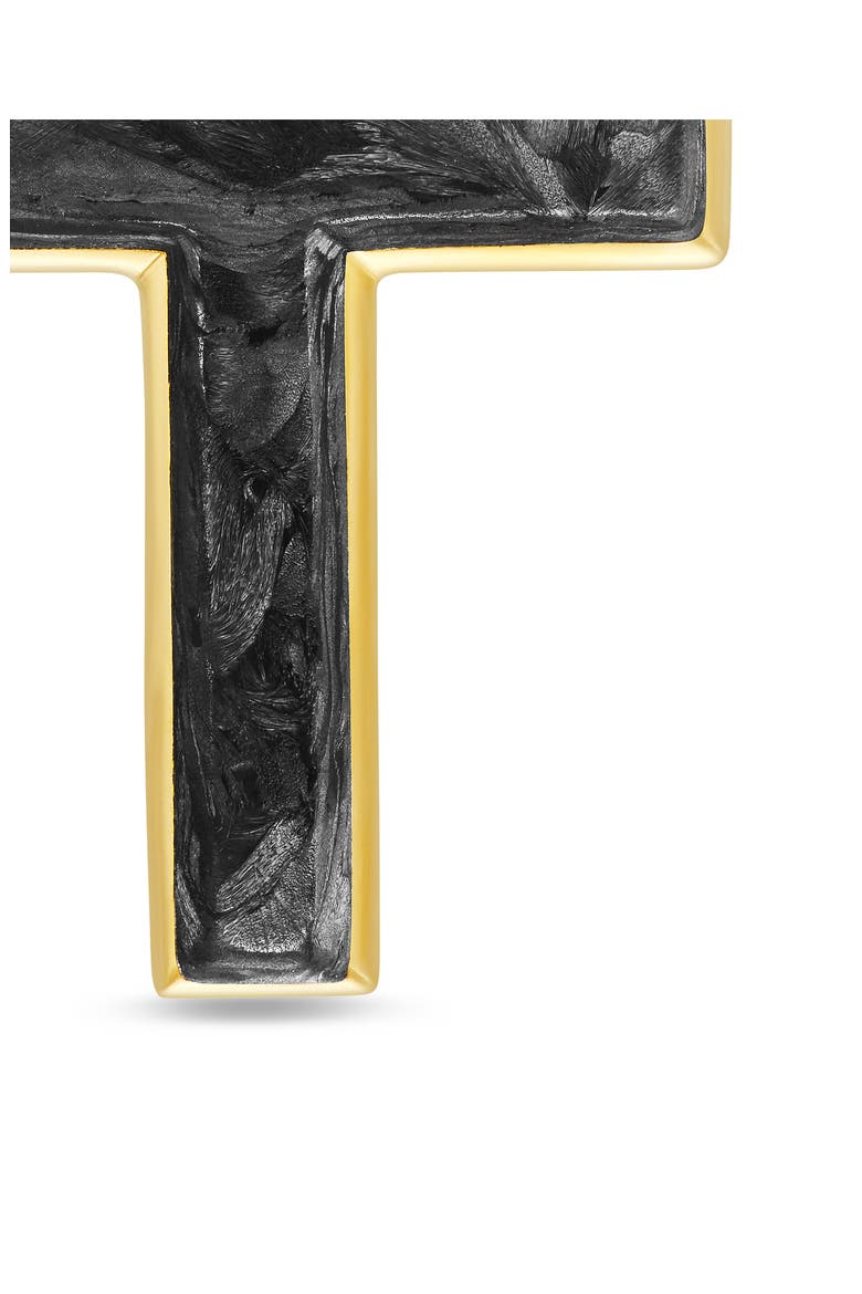 Cross Amulet in 18K Yellow Gold with Forged Carbon, 24mm, Alternate, color, GOLD