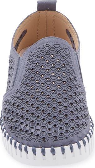 Tulip Slip-On Sneaker