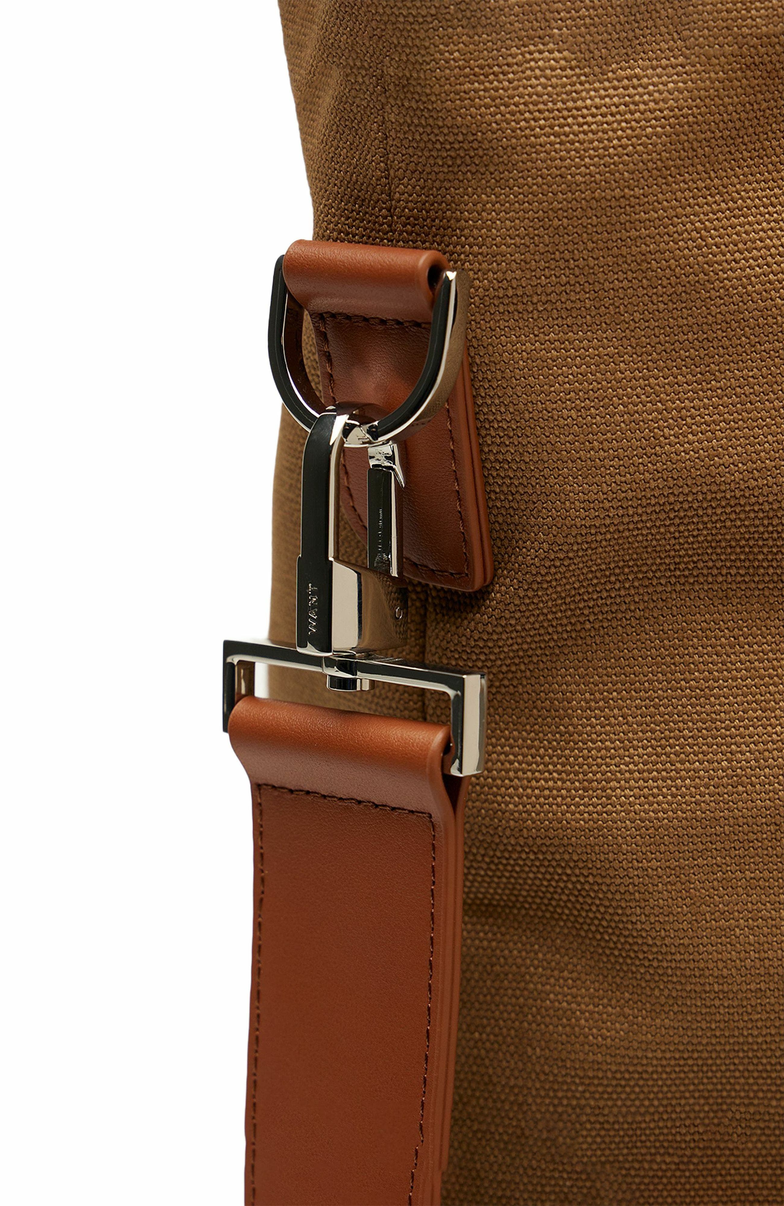 Want Les Essentiels O
Hare Organic Cotton Canvas Tote, Alternate, color, Dark Camel