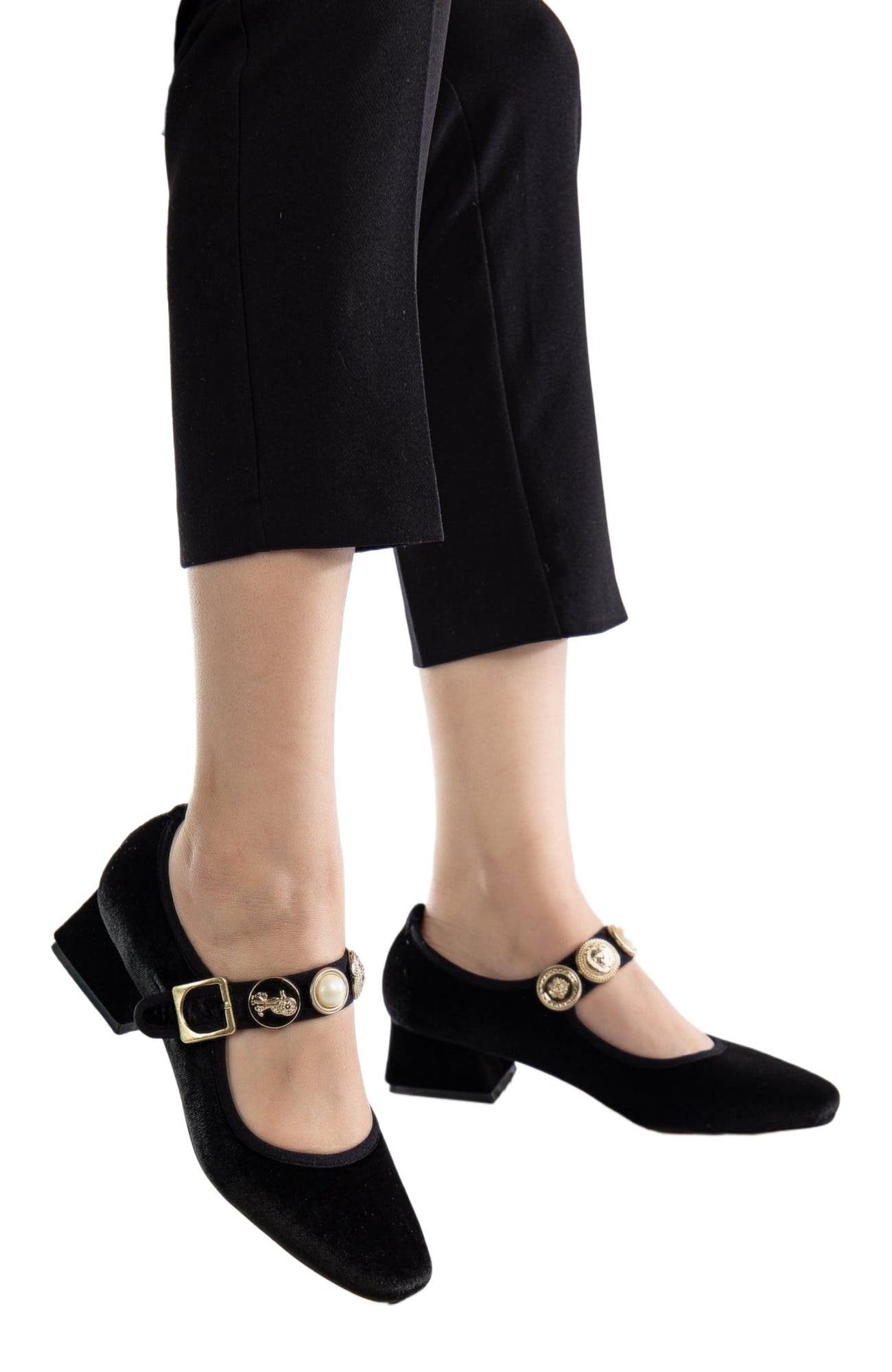 Prologue Shoes Macbeth Velvet Mary Jane Pumps, Alternate, color, Black Velvet