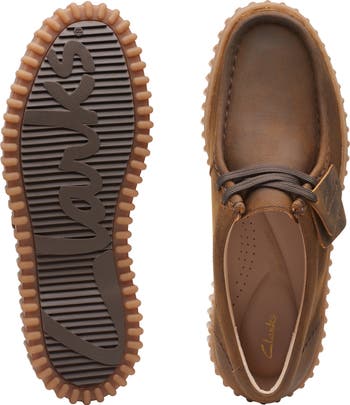Womens Torhill Bee Ecru Suede Wallabee | Clarks