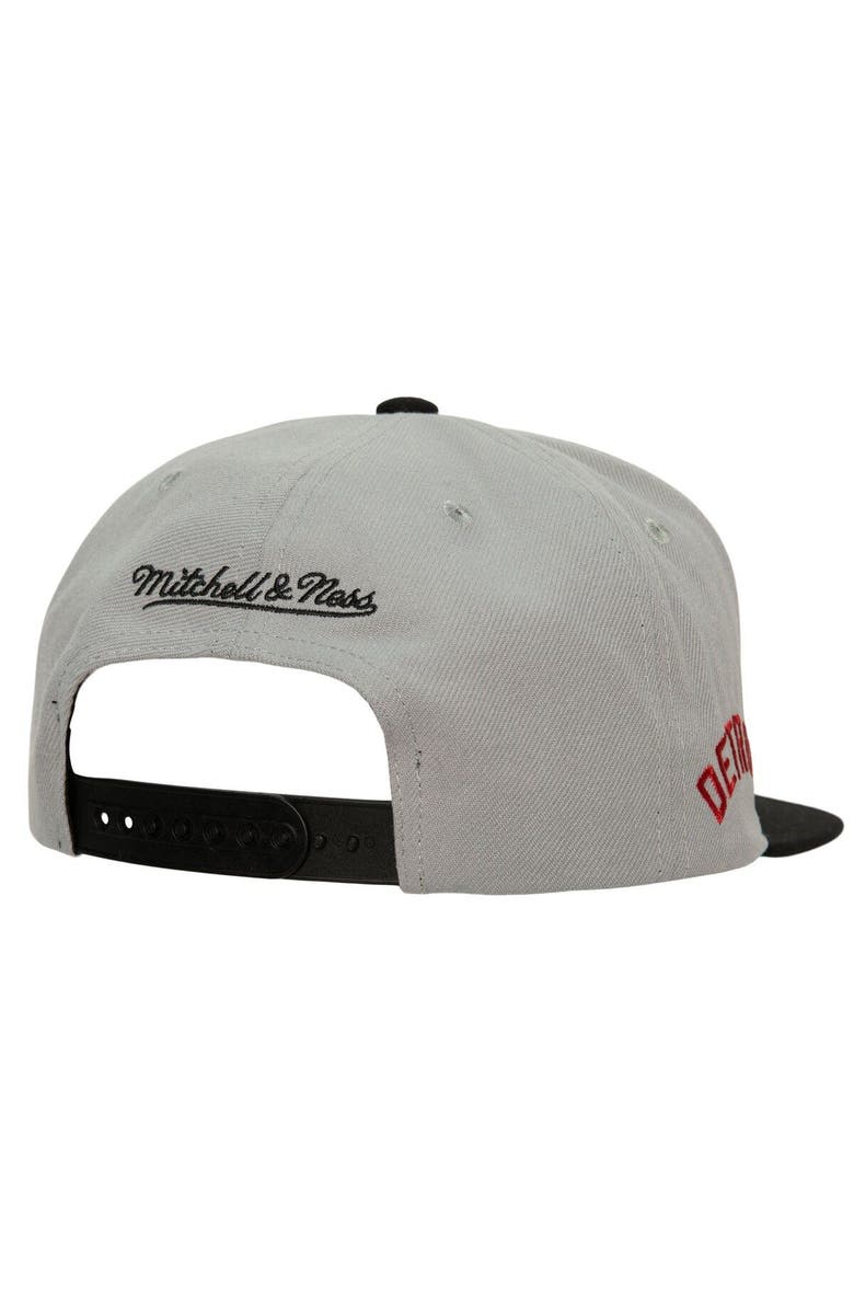 Mitchell & Ness Men's Mitchell & Ness Gray Detroit Tigers Cooperstown Collection Away Snapback Hat, Alternate, color, Gray