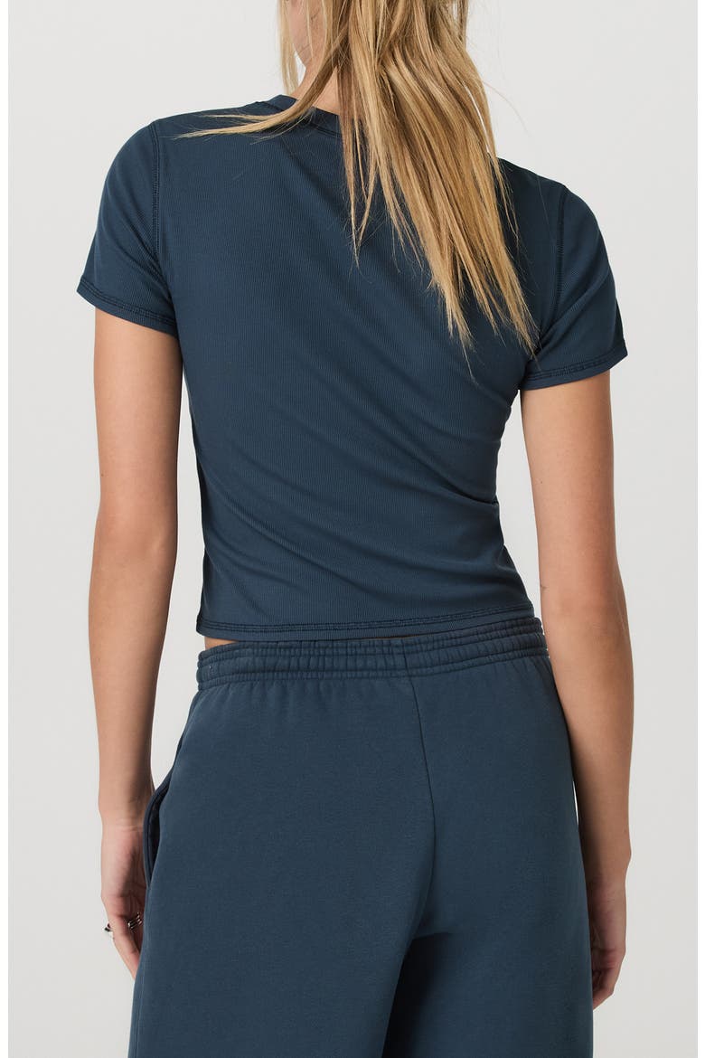 Pose Fitted Tee, Alternate, color, OCEAN BLUE