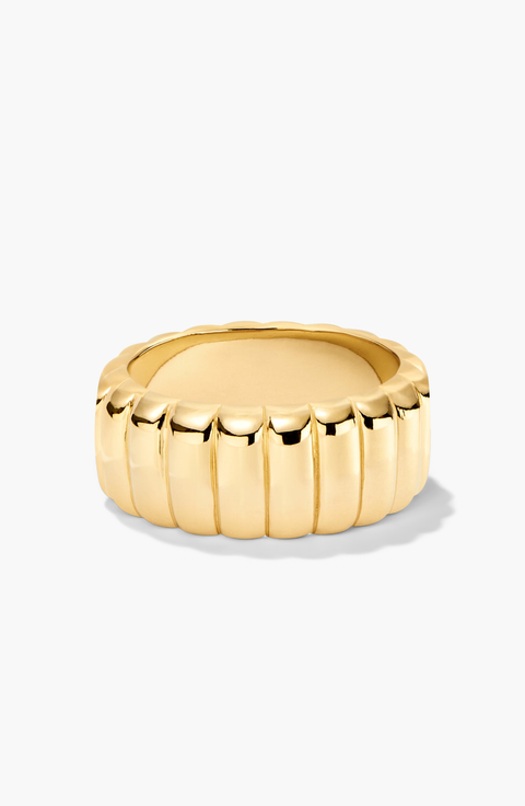 Bold Futed Ring