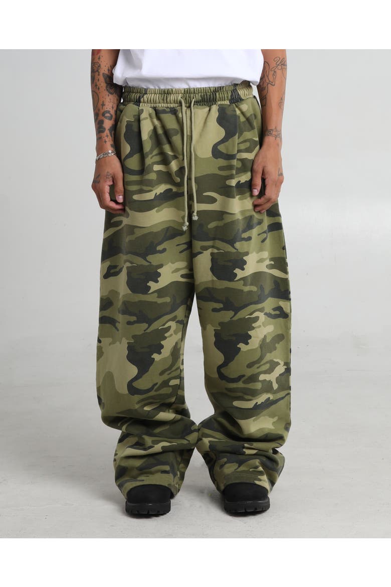 Pleated Sweat Pants, Main, color, Camo