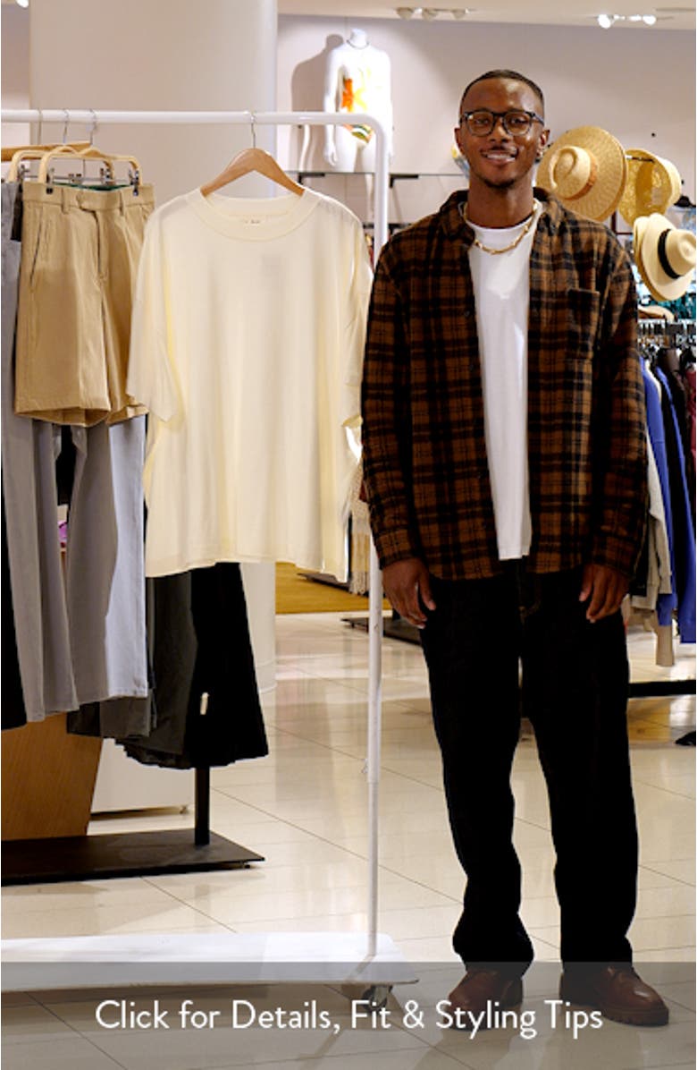 Signature Essentials T-Shirt, sales video thumbnail