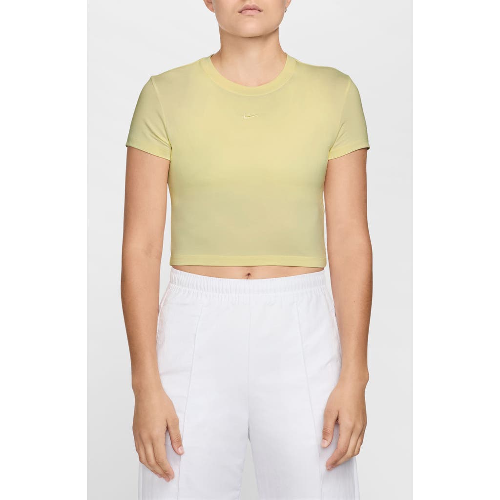 Nike Sportswear Crop T-shirt