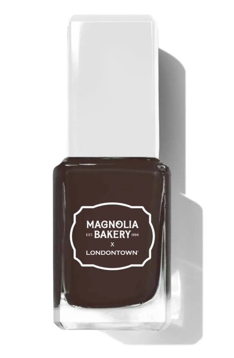 Red Velvet lakur Nail Polish