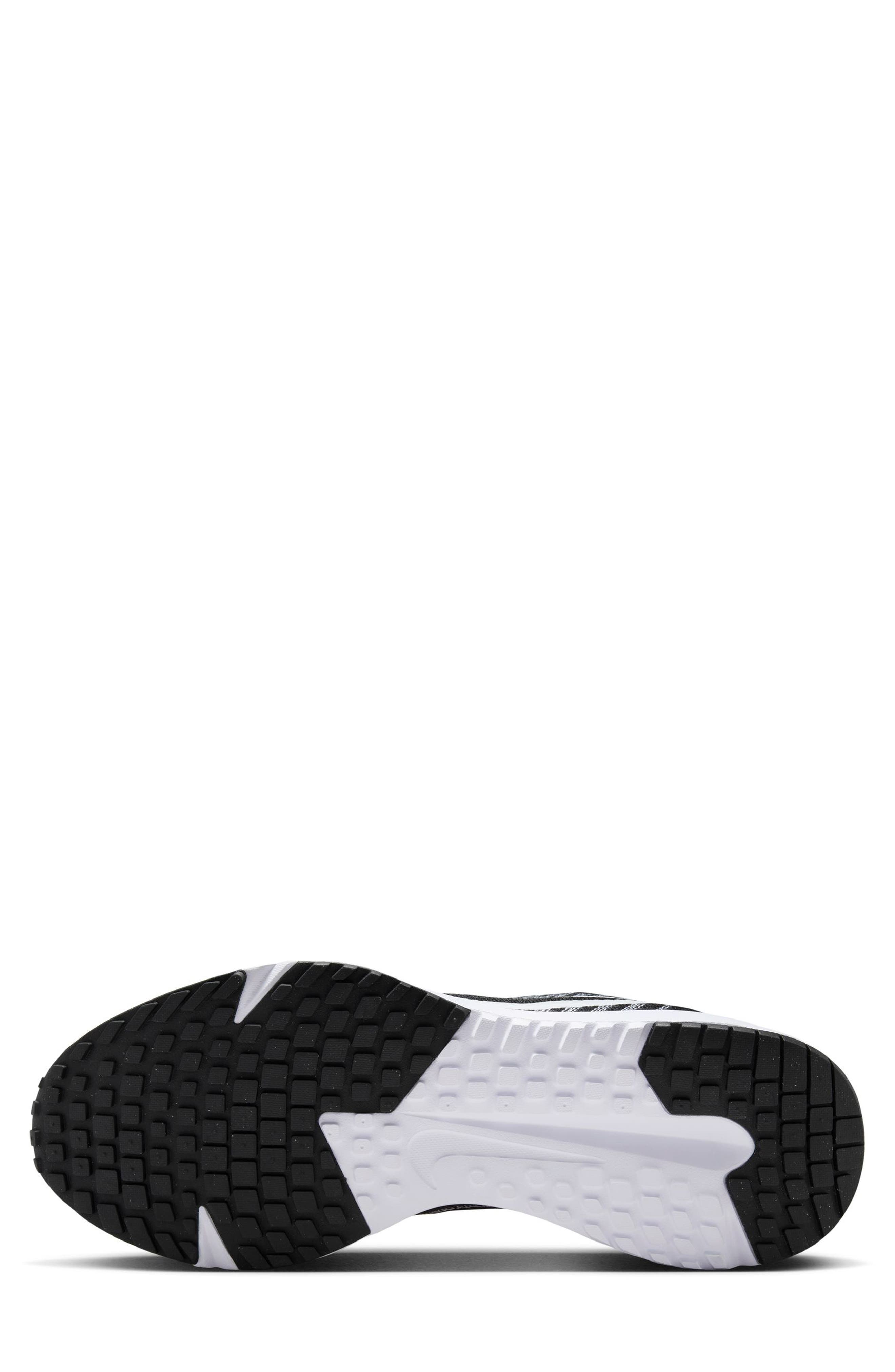 Nike Run Defy Running Shoe, Alternate, color, 004 Black/White