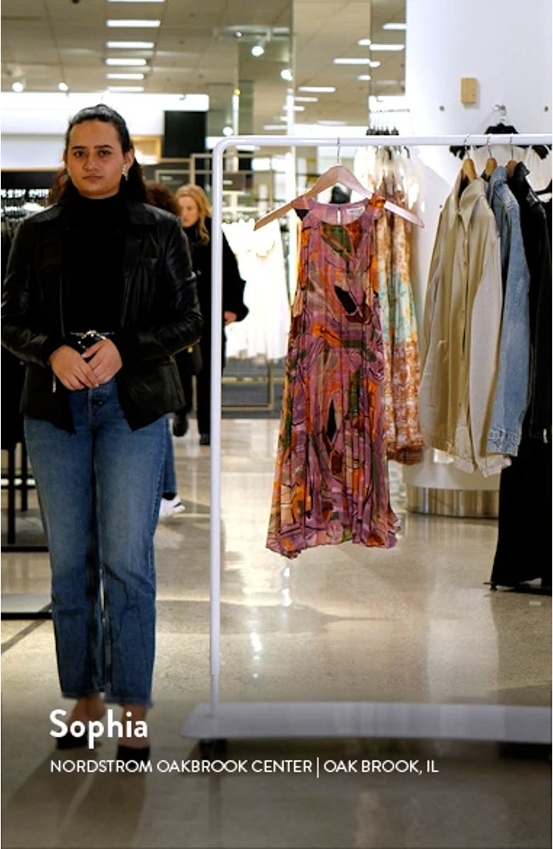 Pleated Dress, sales video thumbnail