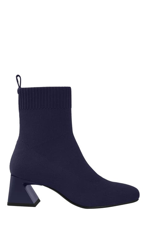 Square-Toe Water-Repellent Heeled Boots (Regina Pro)