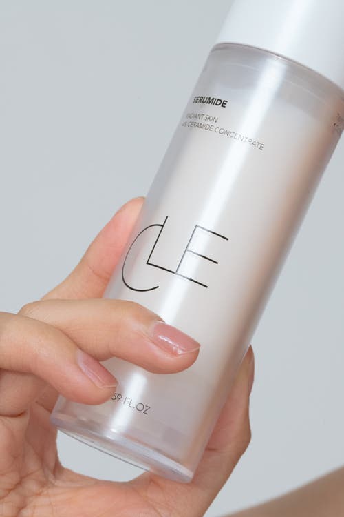 Cle Cosmetics Serumide In White