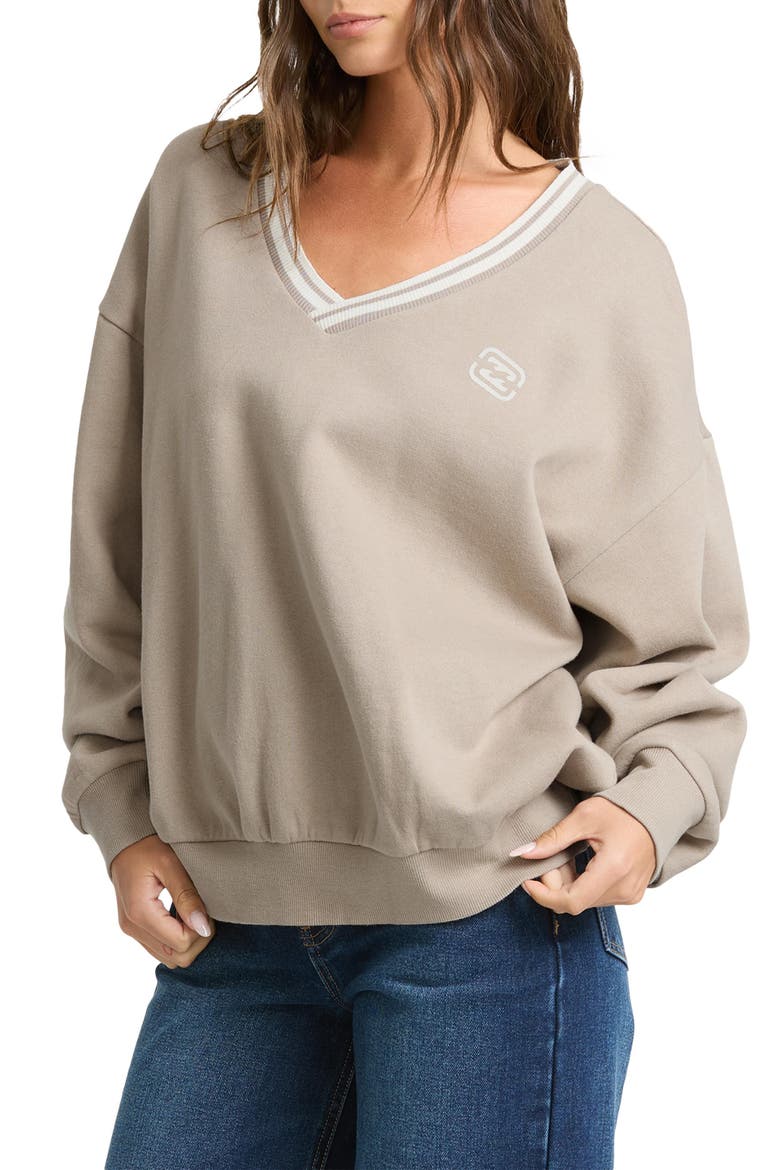 Sun Ray V-Neck Pullover Sweatshirt, Alternate, color, COBBLESTONE