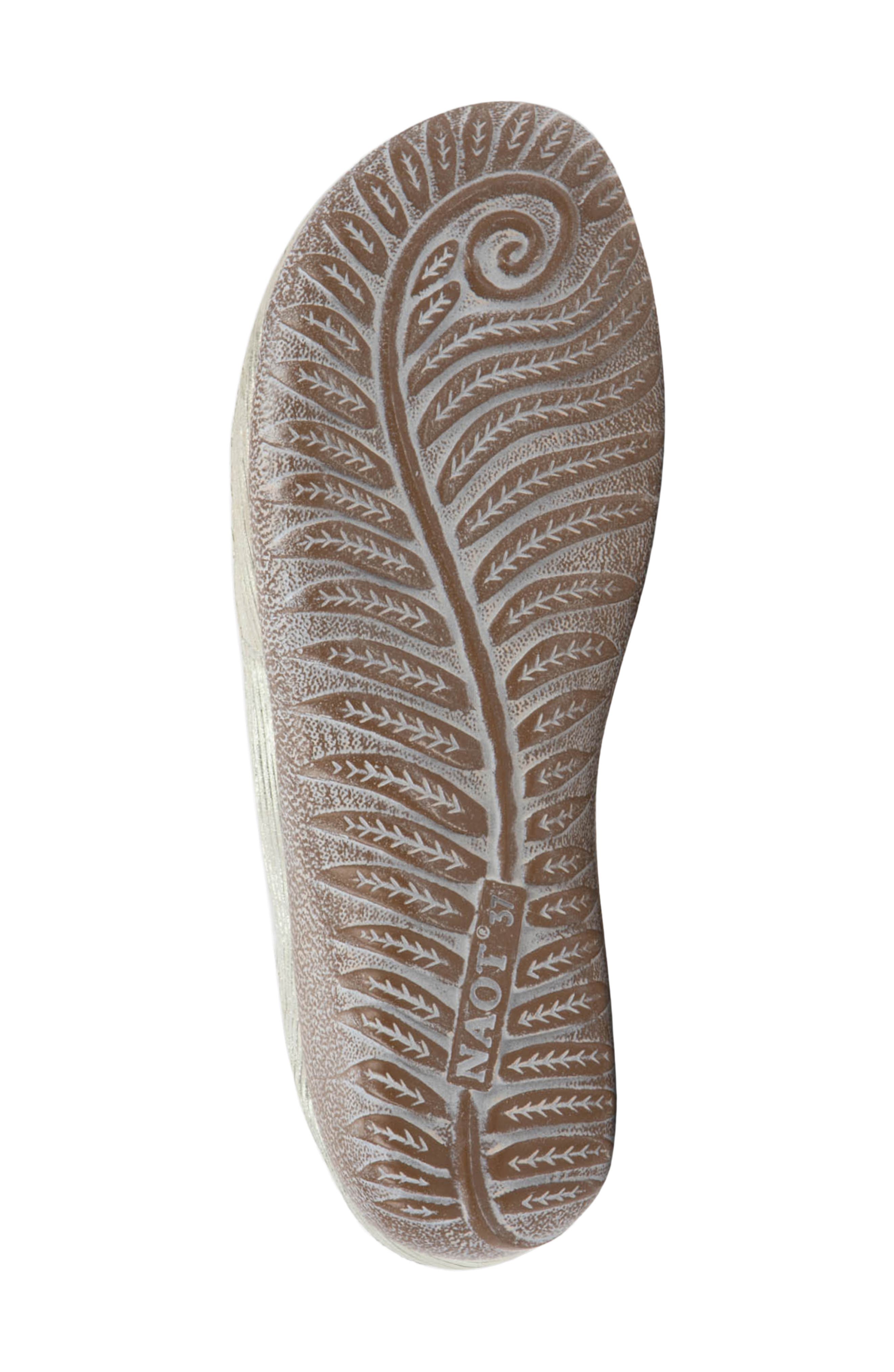 'Kumara' Flat, Alternate, color, QUARTZ METALLIC LEATHER