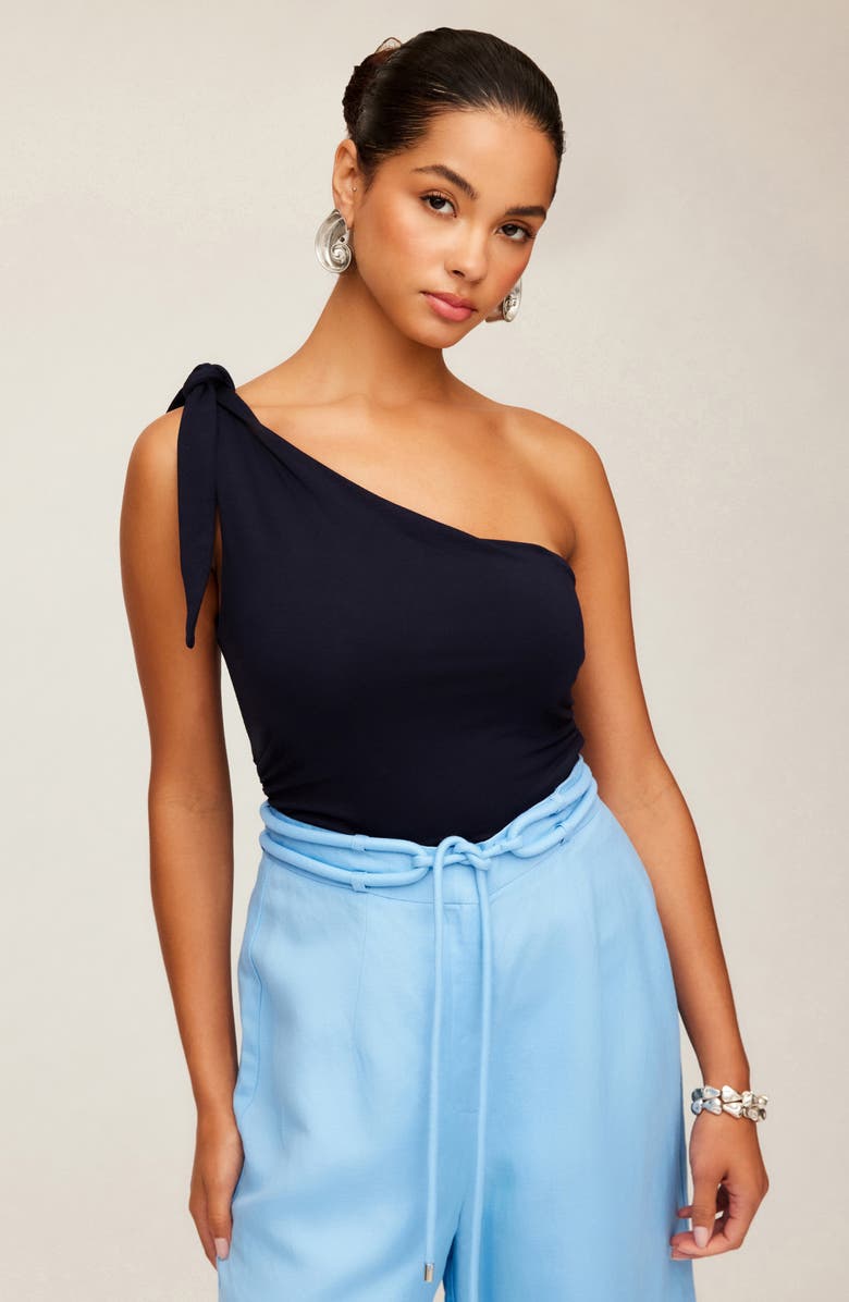 FIFTEEN TWENTY Harper Knotted One-Shoulder Top, Alternate, color,