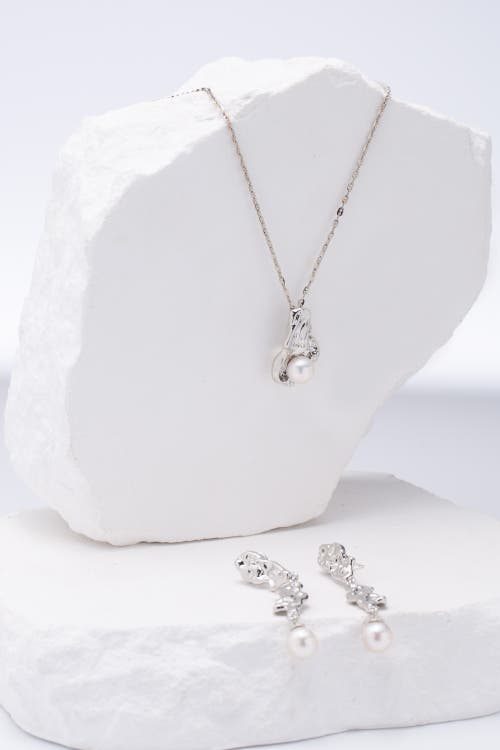 Classicharms Nyla Molten Freshwater Pearl Drop Earring In Metallic
