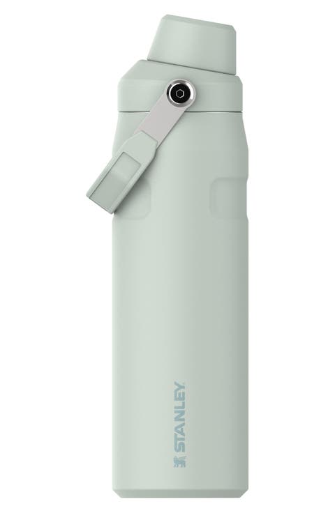 The IceFlow™ 24-Ounce Fast Flow Jug