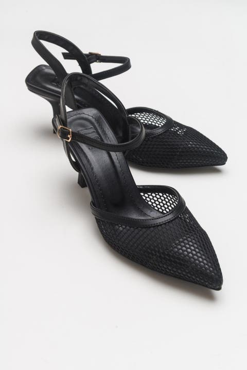 Chic Mesh Pointed Toe Pump