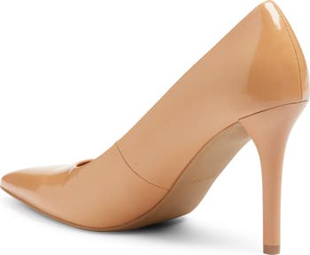Demetra Pointed Toe Pump