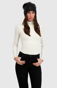 Lyla Grant Beanie With Fur-Free Fox (Faux Fur) Pompom