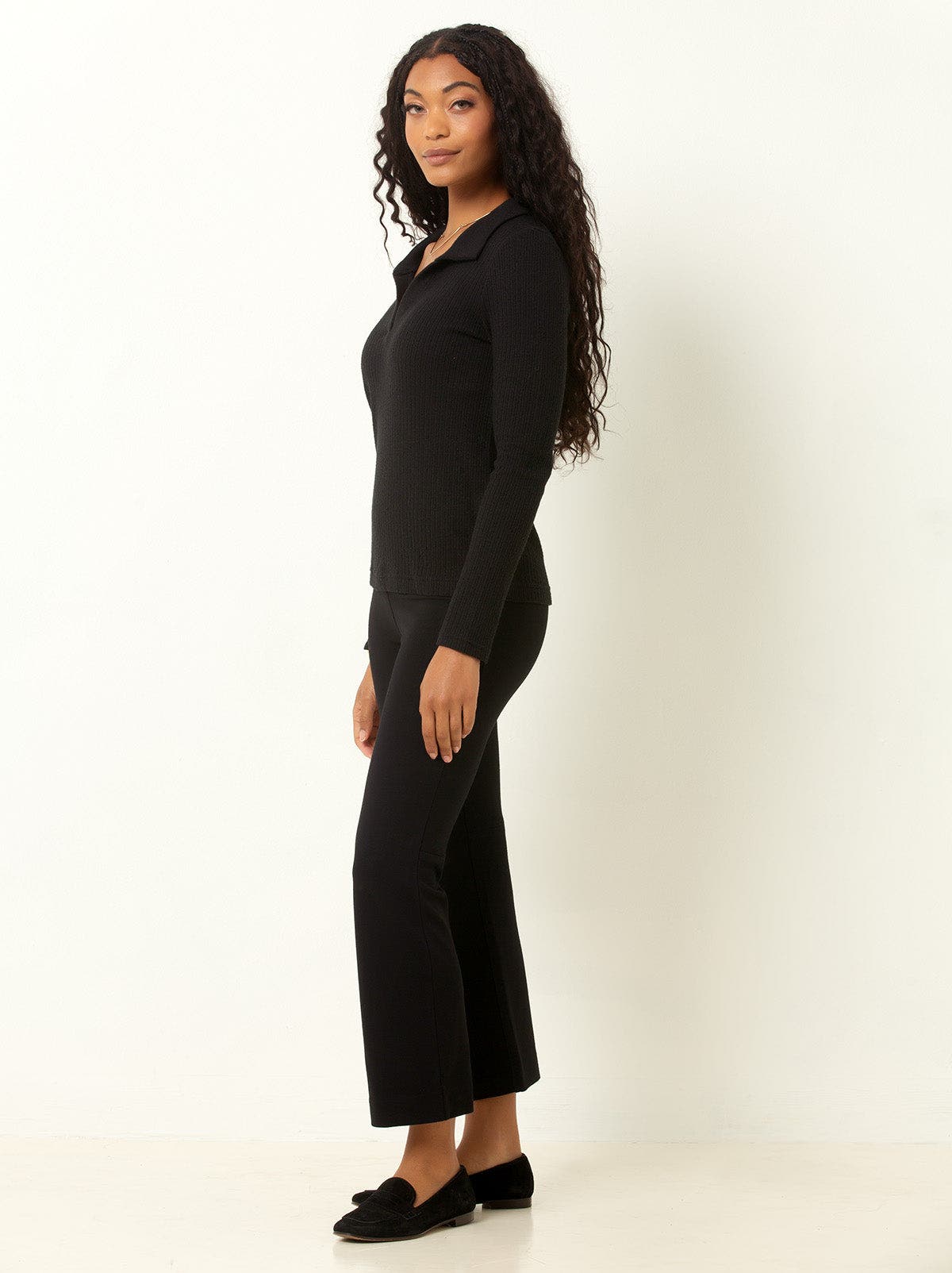 Classic Ribbed V-Neck Sweater with Collar - image 2