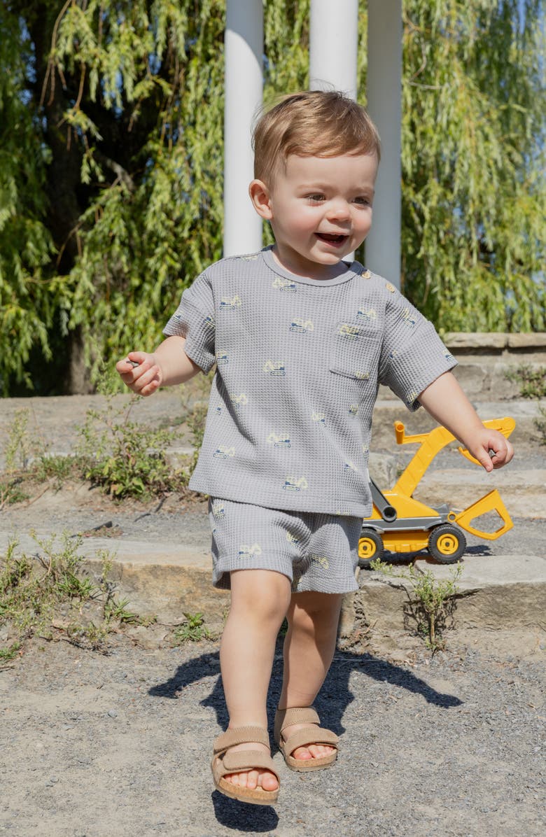 Petit Lem Digger Print T-Shirt & Shorts Set, Alternate, color, Medium Grey